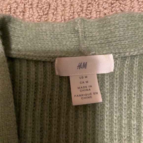 Y2K H&M Green Button Up Cardigan Sweater - Picture 3 of 4